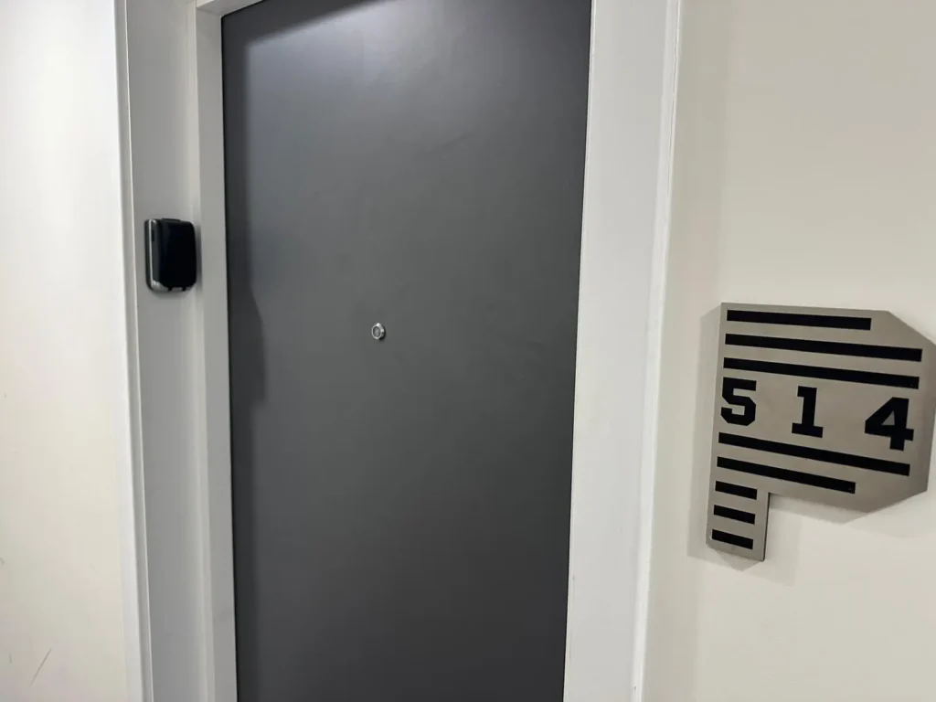 Paragon 514 lockbox location